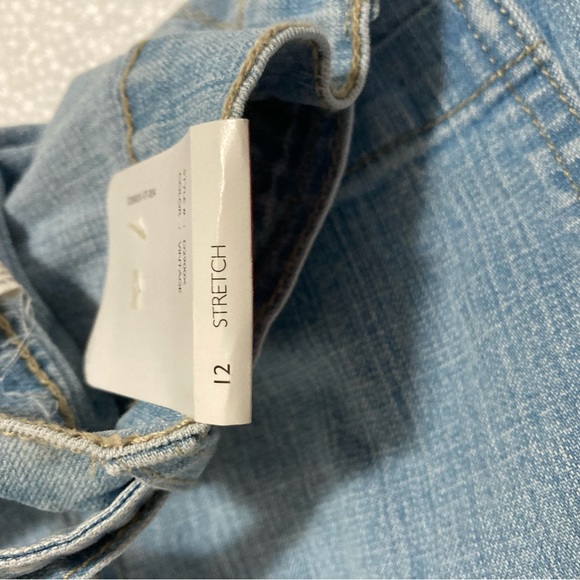 Gloria Vanderbilt women jean shorts Size 12 NWT - Picture 9 of 10